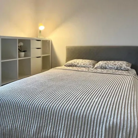 K22 Large Family Apart Komputerowa Warsaw Exterior photo