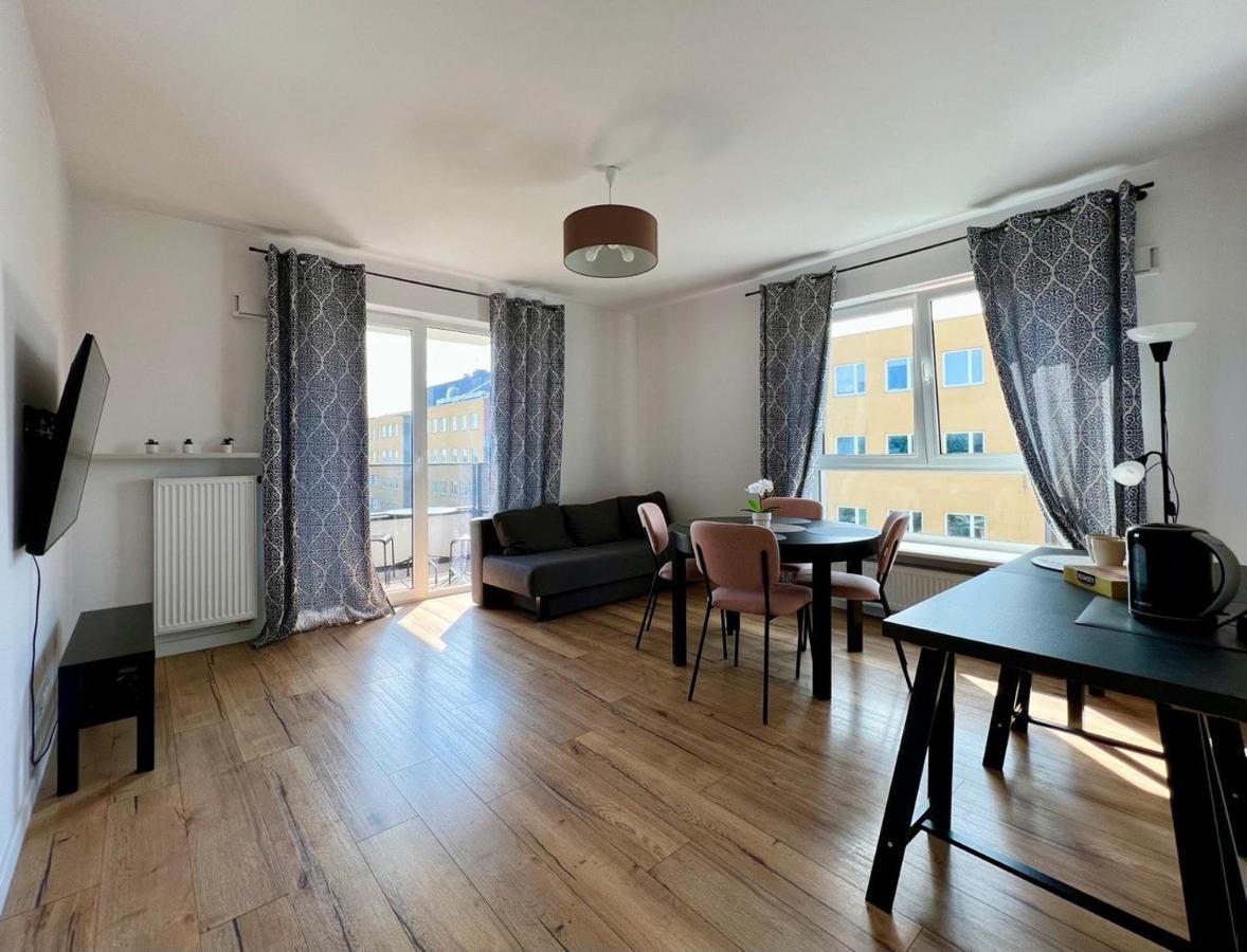 Apartment K22 Large Family Komputerowa *